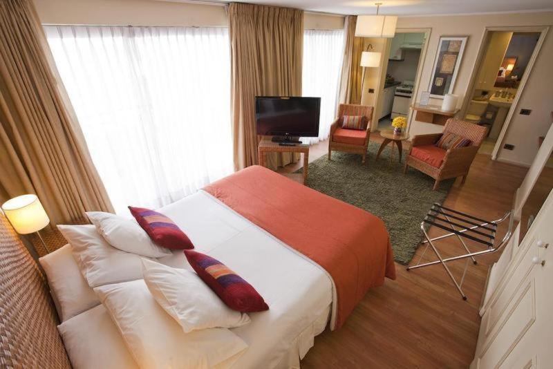 Suites El Golf San Sebastian 2711 Las Condes Santiago Kültér fotó
